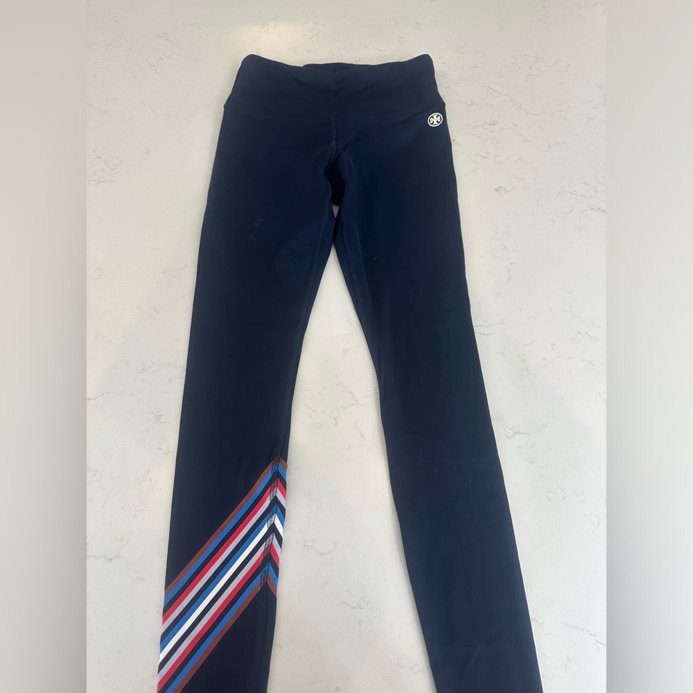 Limited Edition Tory Sport Leggings Size XSMALL mid rise